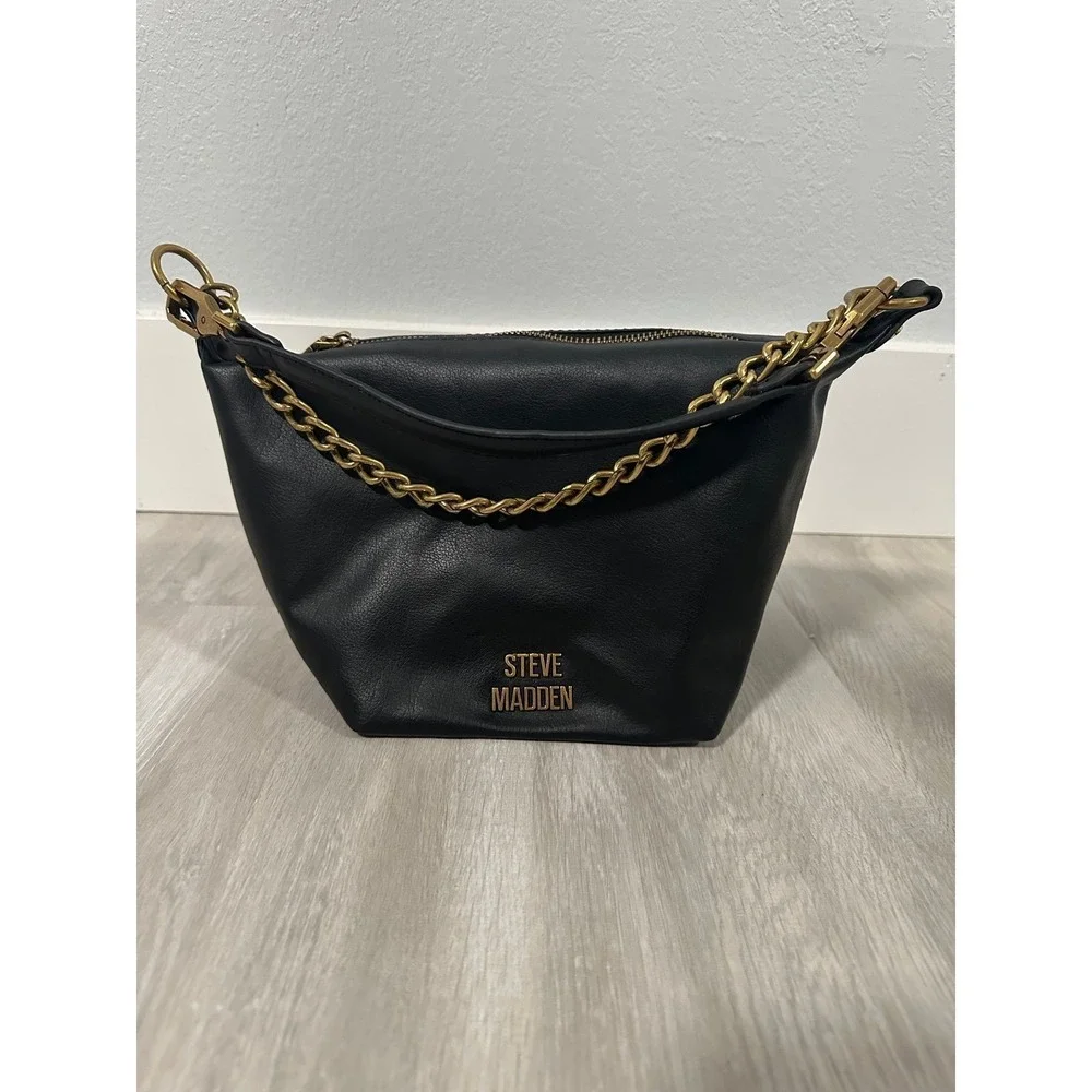 Steve‎ Madden Black Faux Leather Shoulder Bag Gold Chain Accent